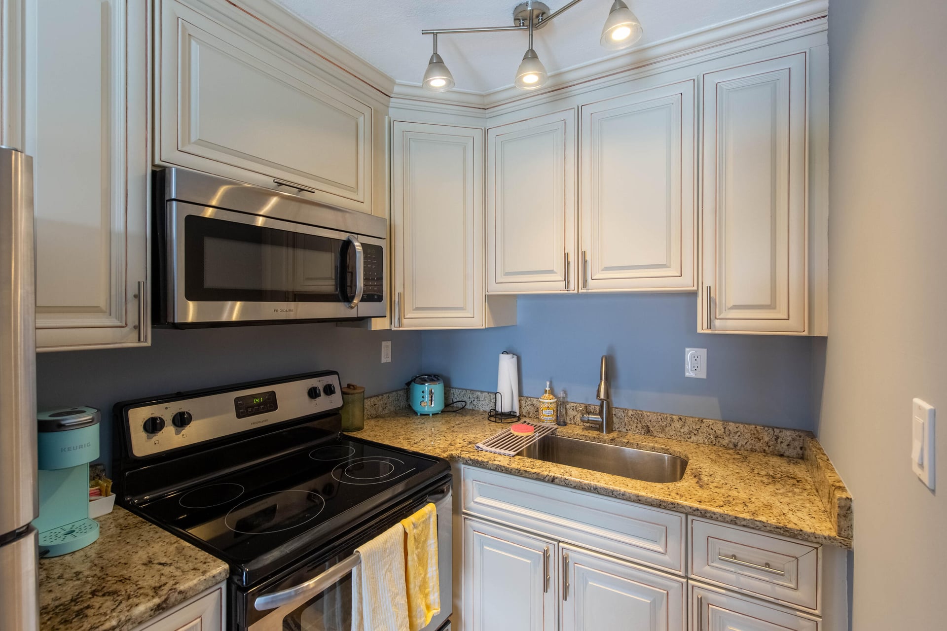 SoSo West Palm Beach Residence photo 18