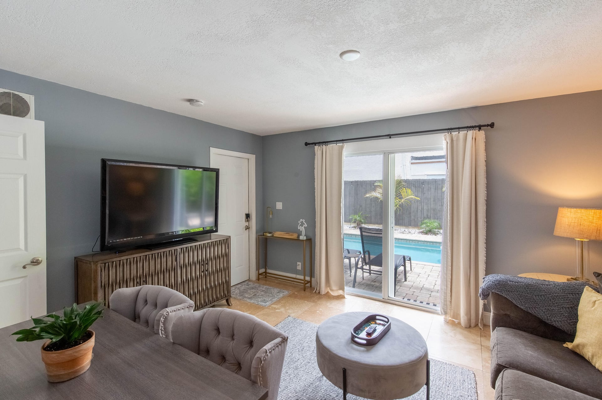 SoSo West Palm Beach Residence photo 19