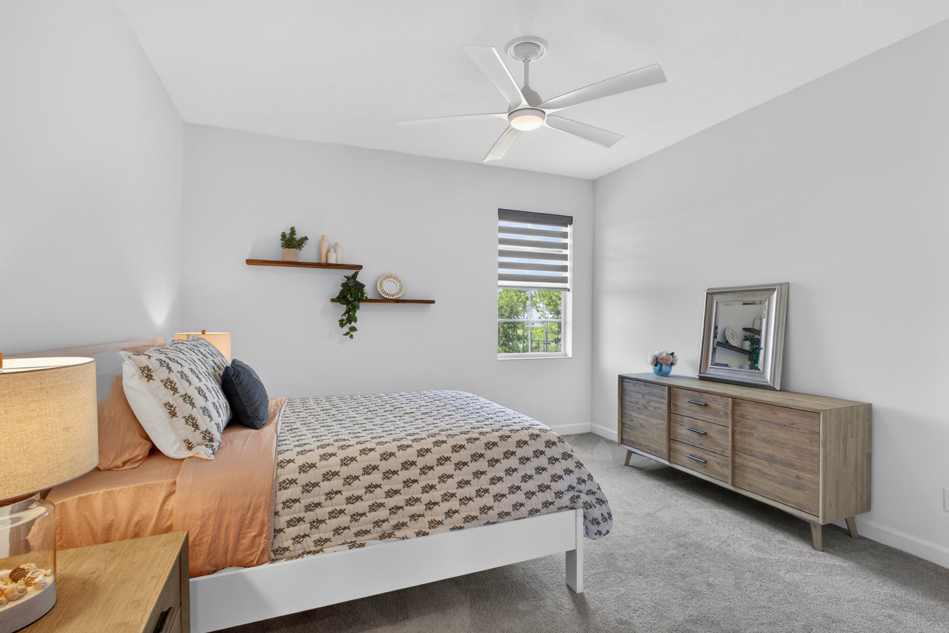  Residence photo 30