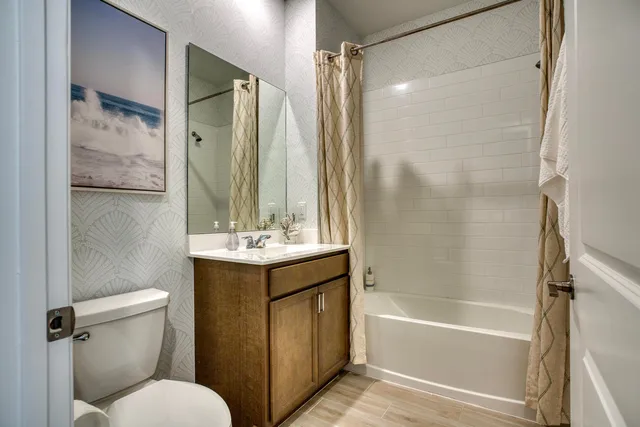  Residence photo 9
