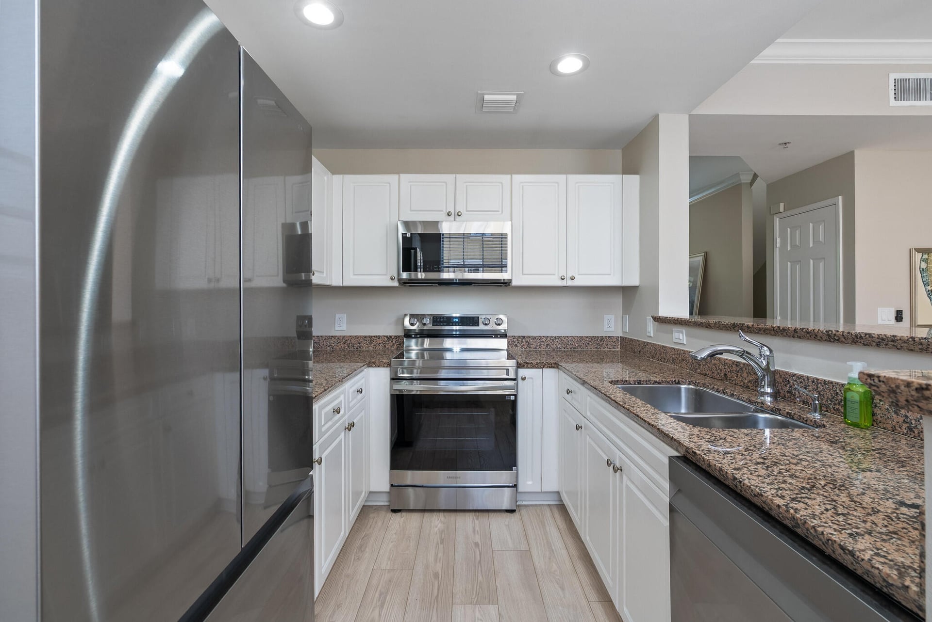 Downtown West Palm Beach Residence photo 4