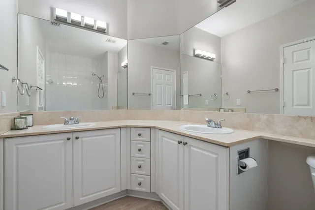 Downtown West Palm Beach Residence photo 9