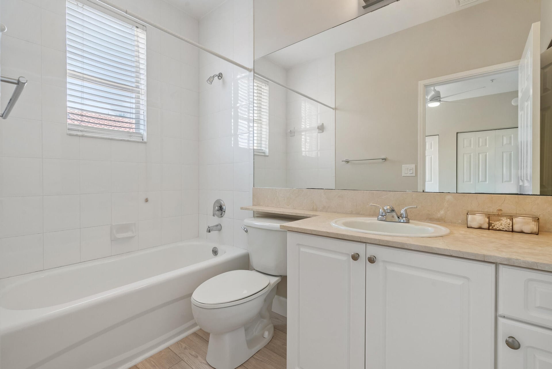 Downtown West Palm Beach Residence photo 11