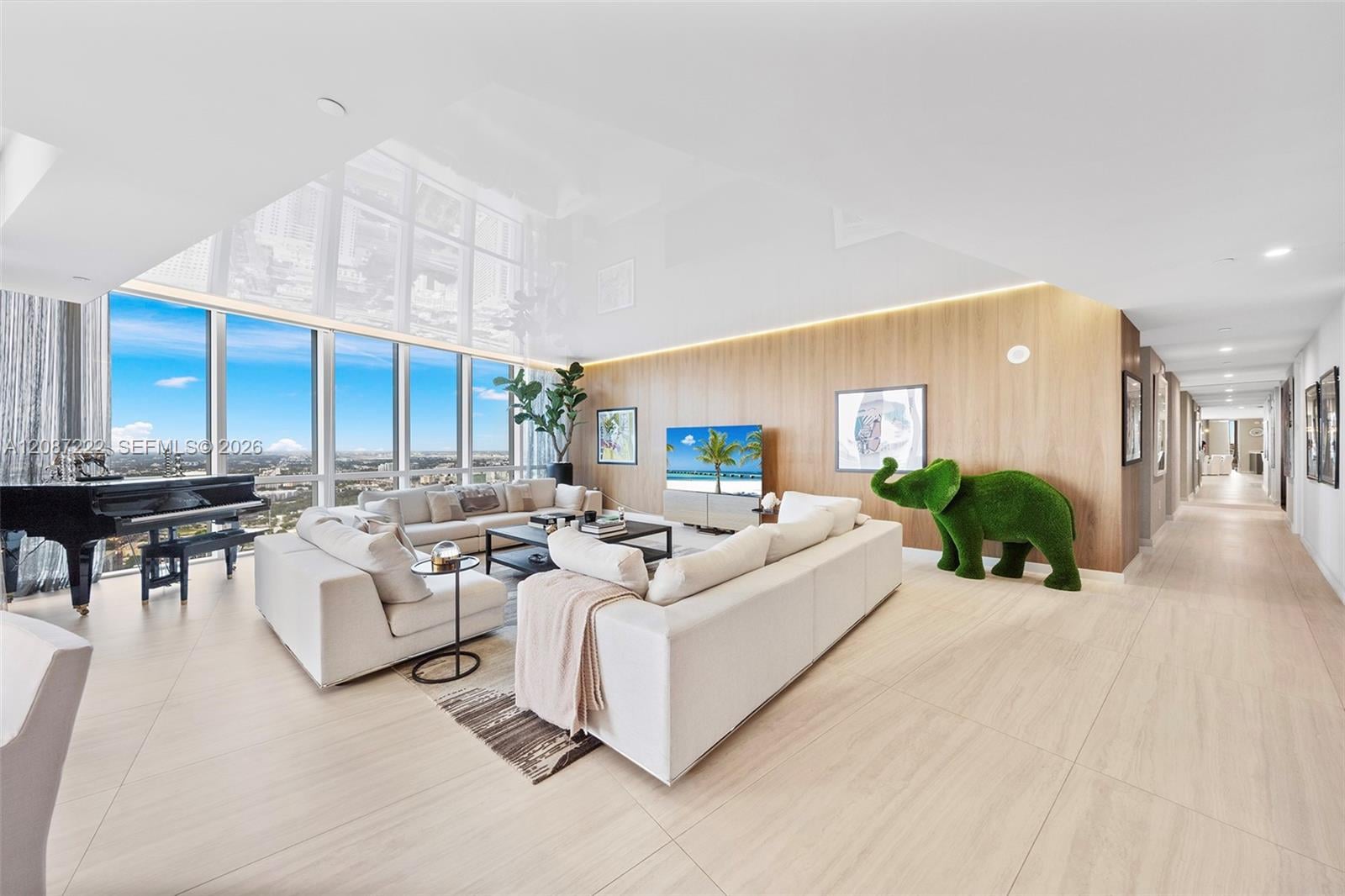 Paramount Miami Worldcenter 5312