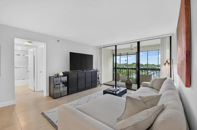 Boca West Country Club Residence photo 9