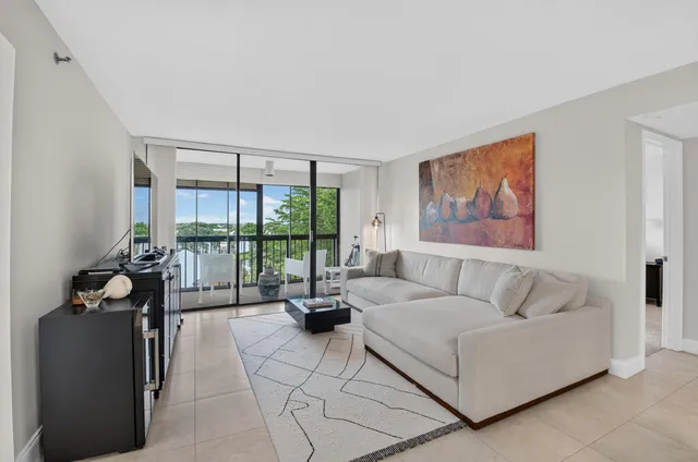 Boca West Country Club Residence photo 12