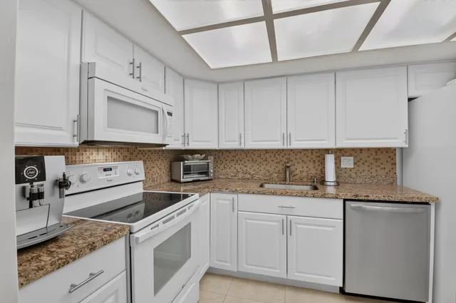 Boca West Country Club Residence photo 19