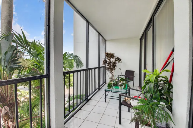 Boca West Country Club Unit 634 photo 32