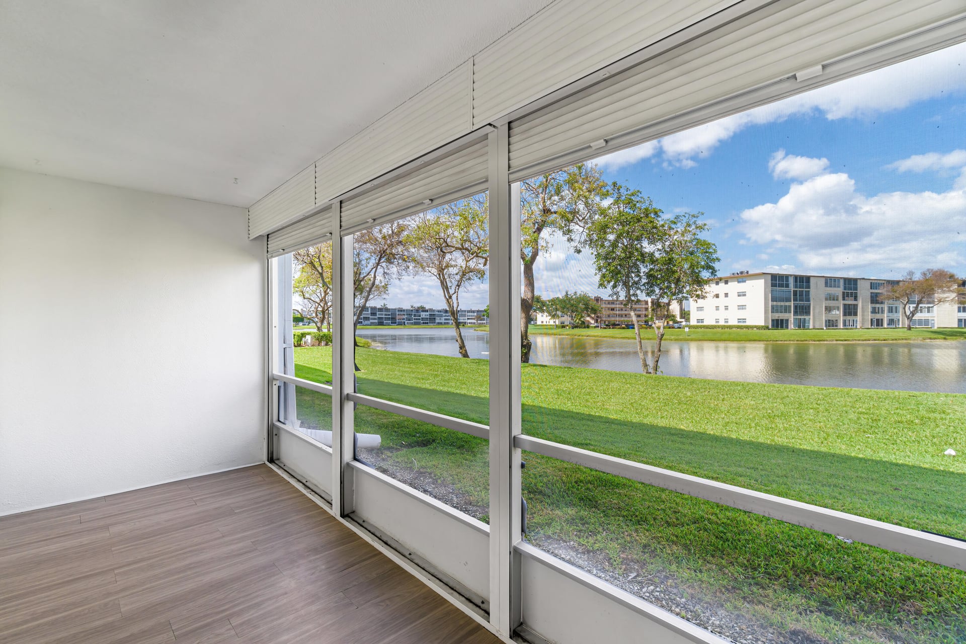  Residence photo 15
