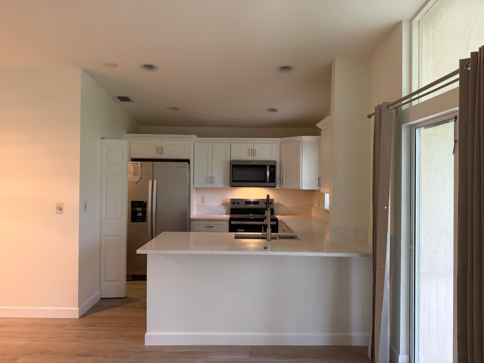  Residence photo 6