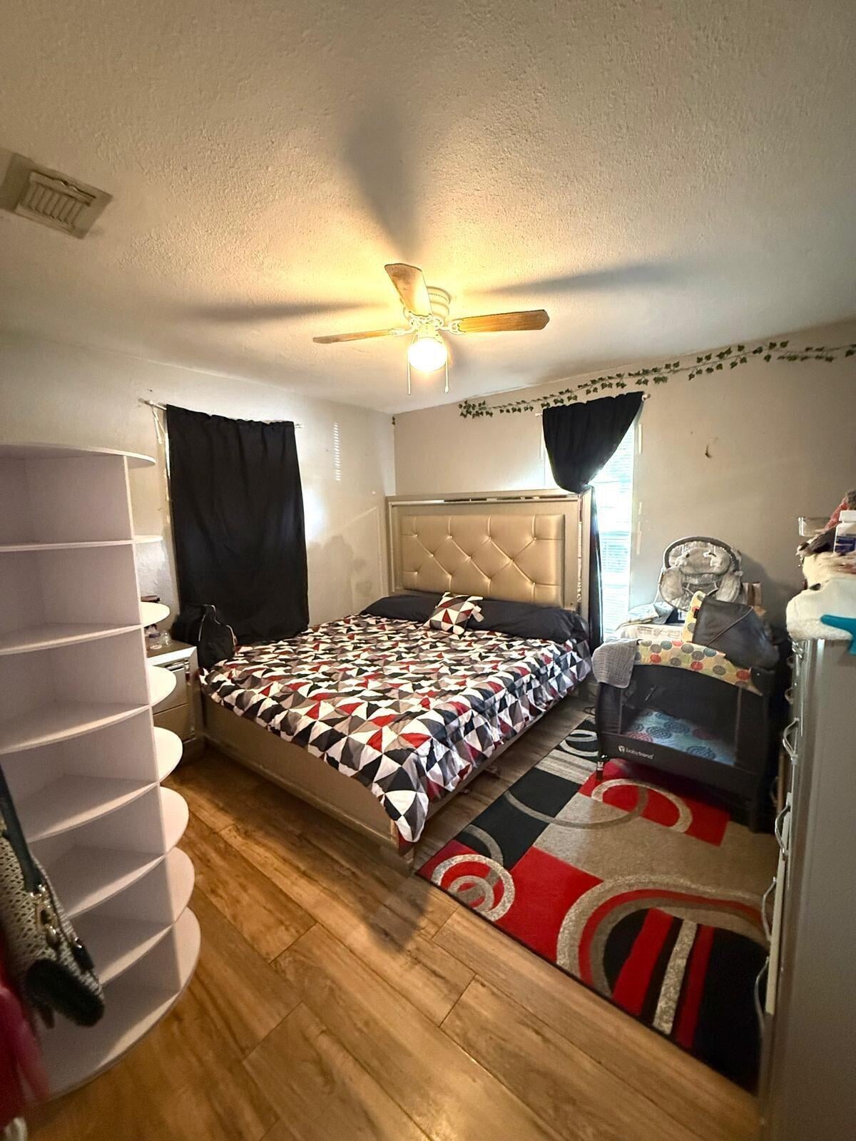 Residence photo 6