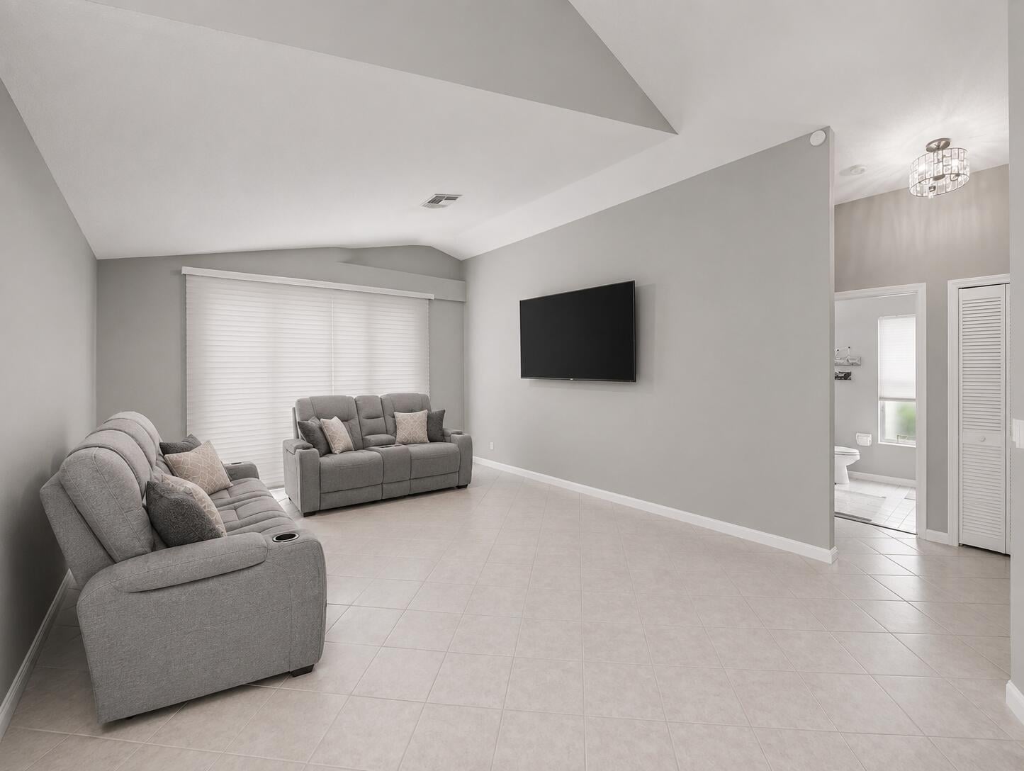  Residence photo 9