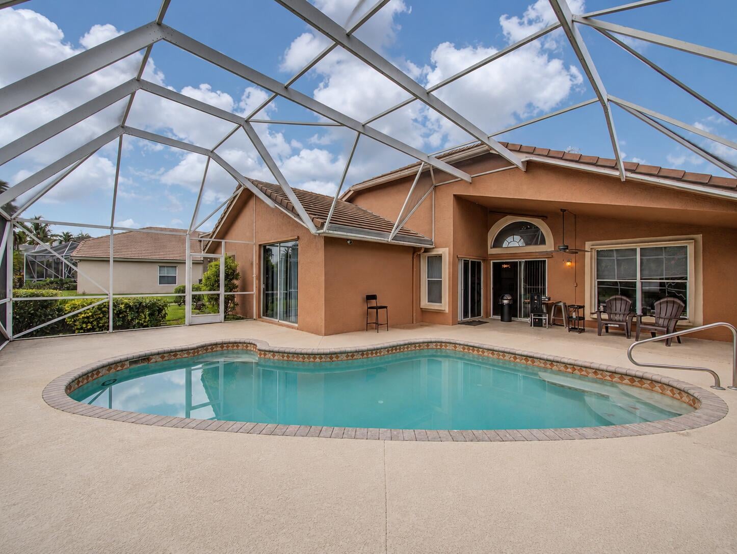  Residence photo 11