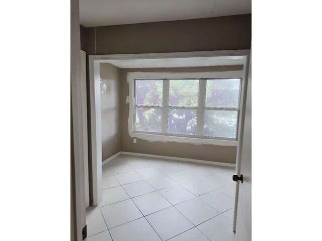  Unit 23 photo 6