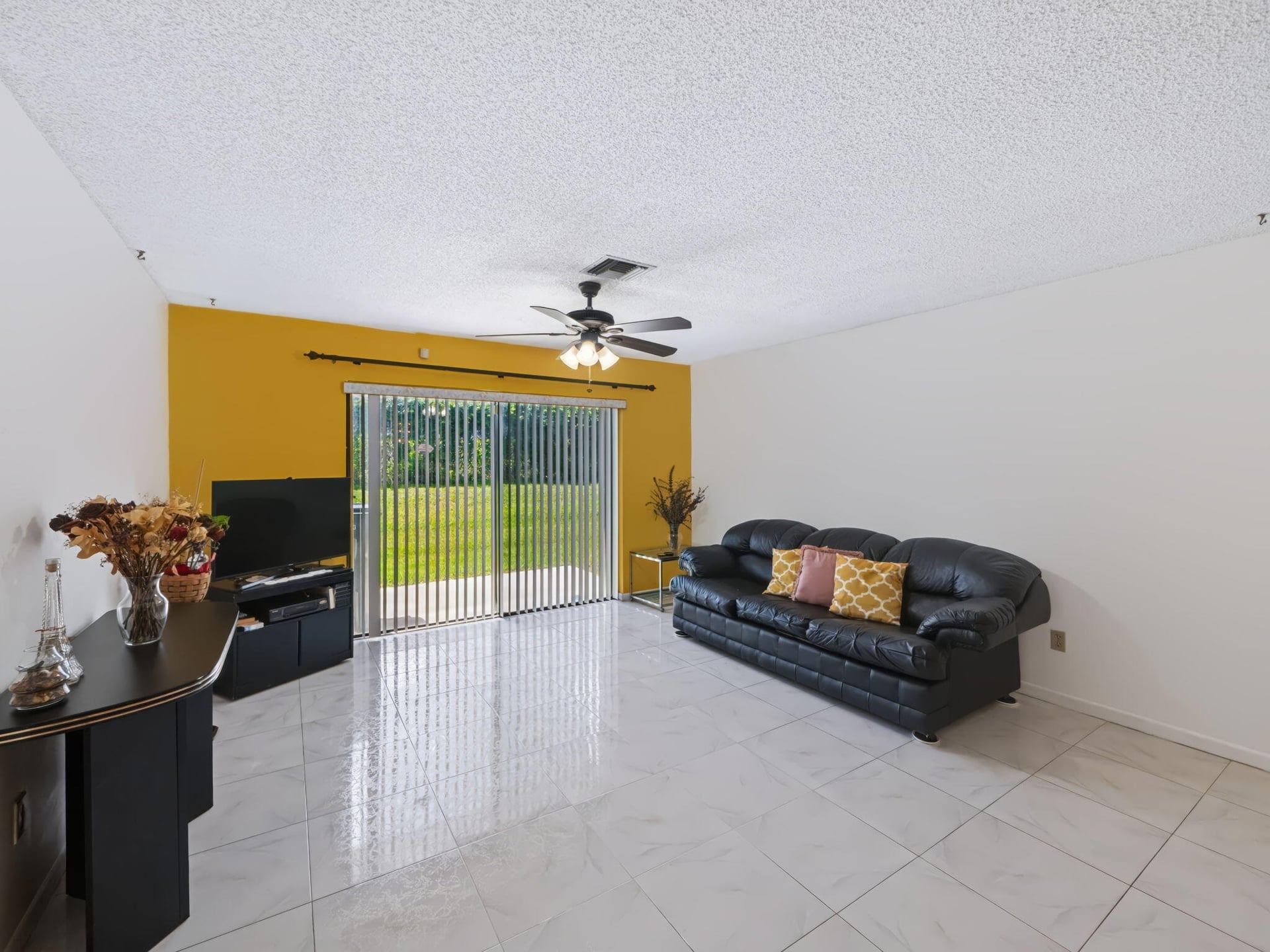  Residence photo 10