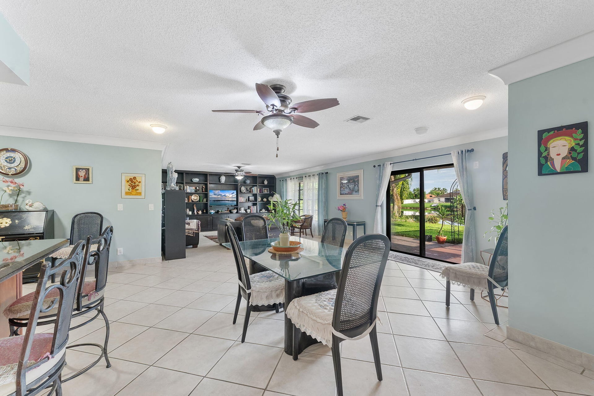  Residence photo 14