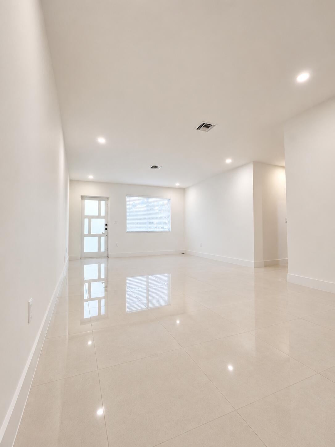 Residence photo 3