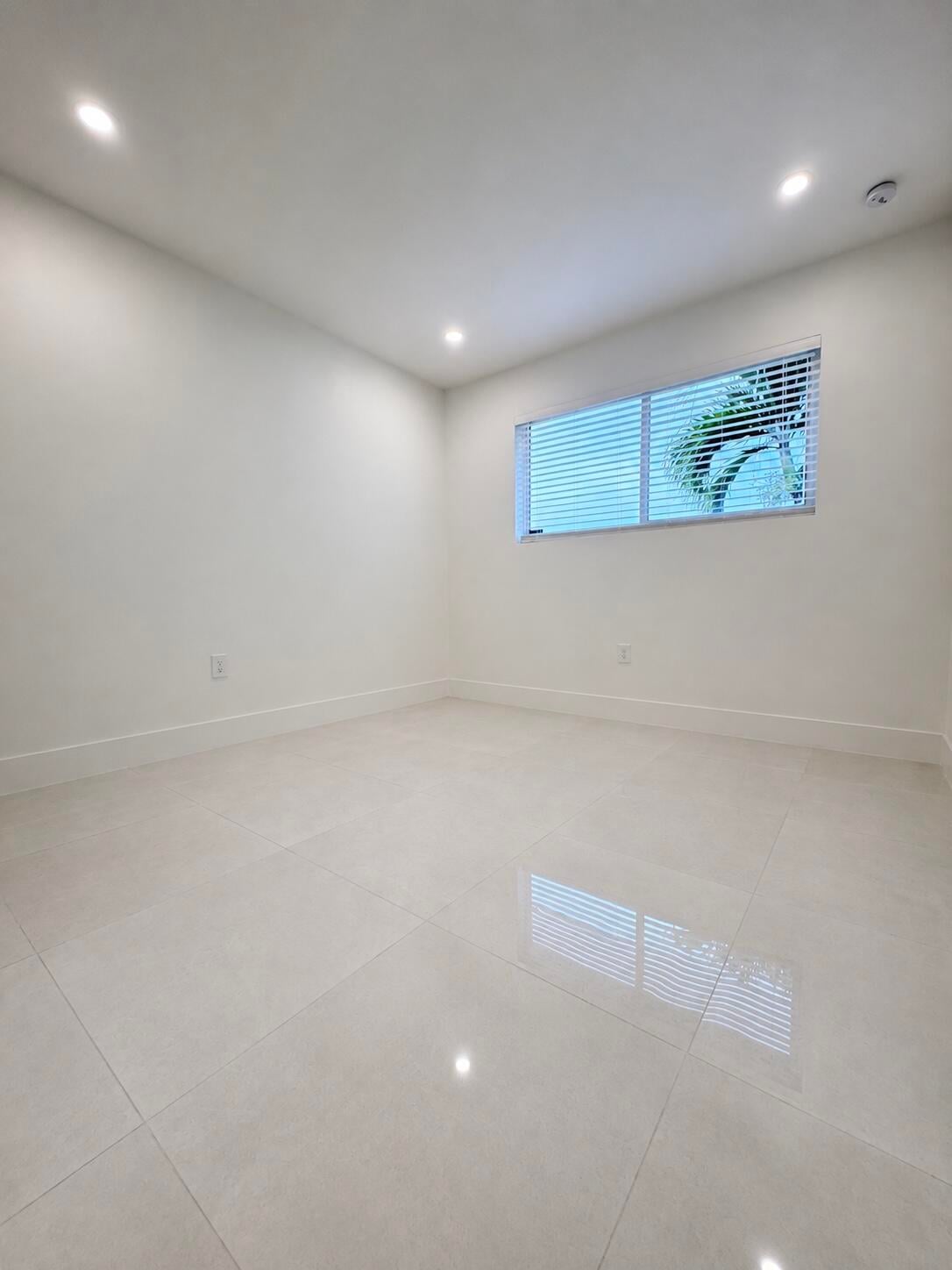Residence photo 11