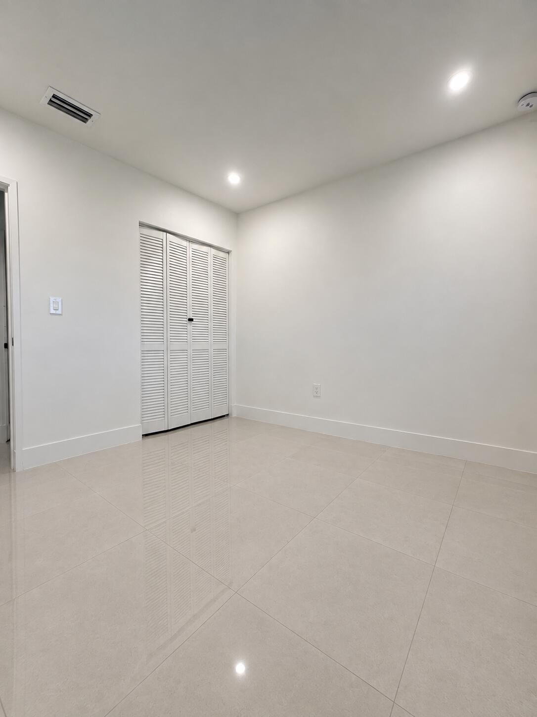 Residence photo 12
