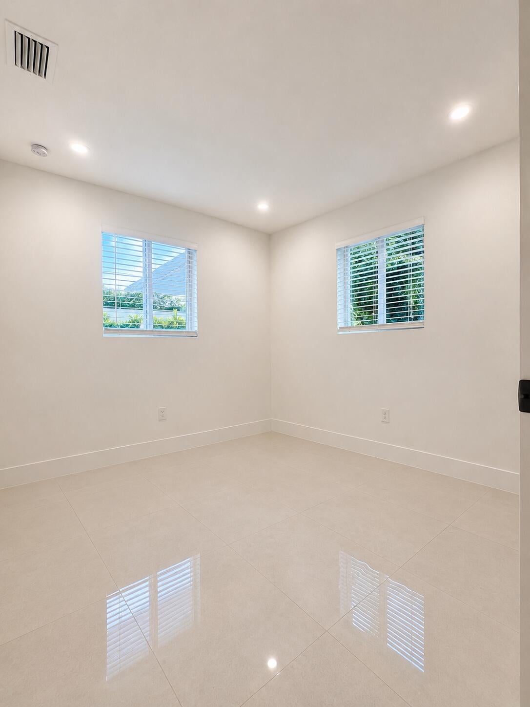 Residence photo 14