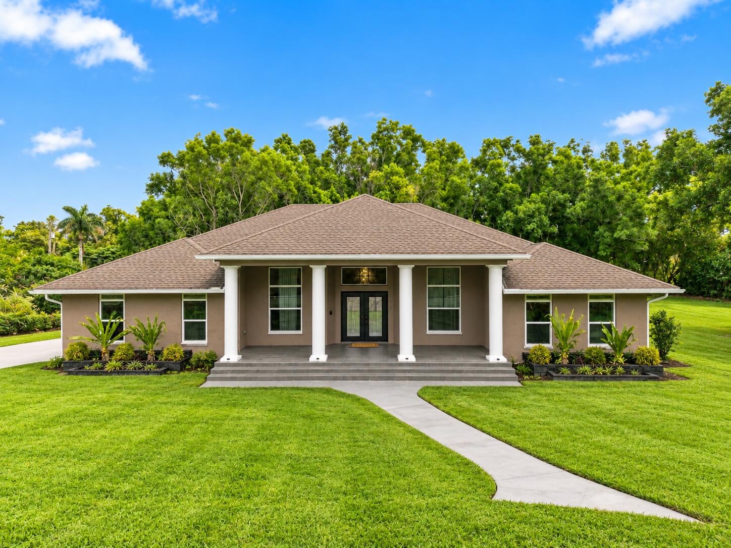  Residence photo 6