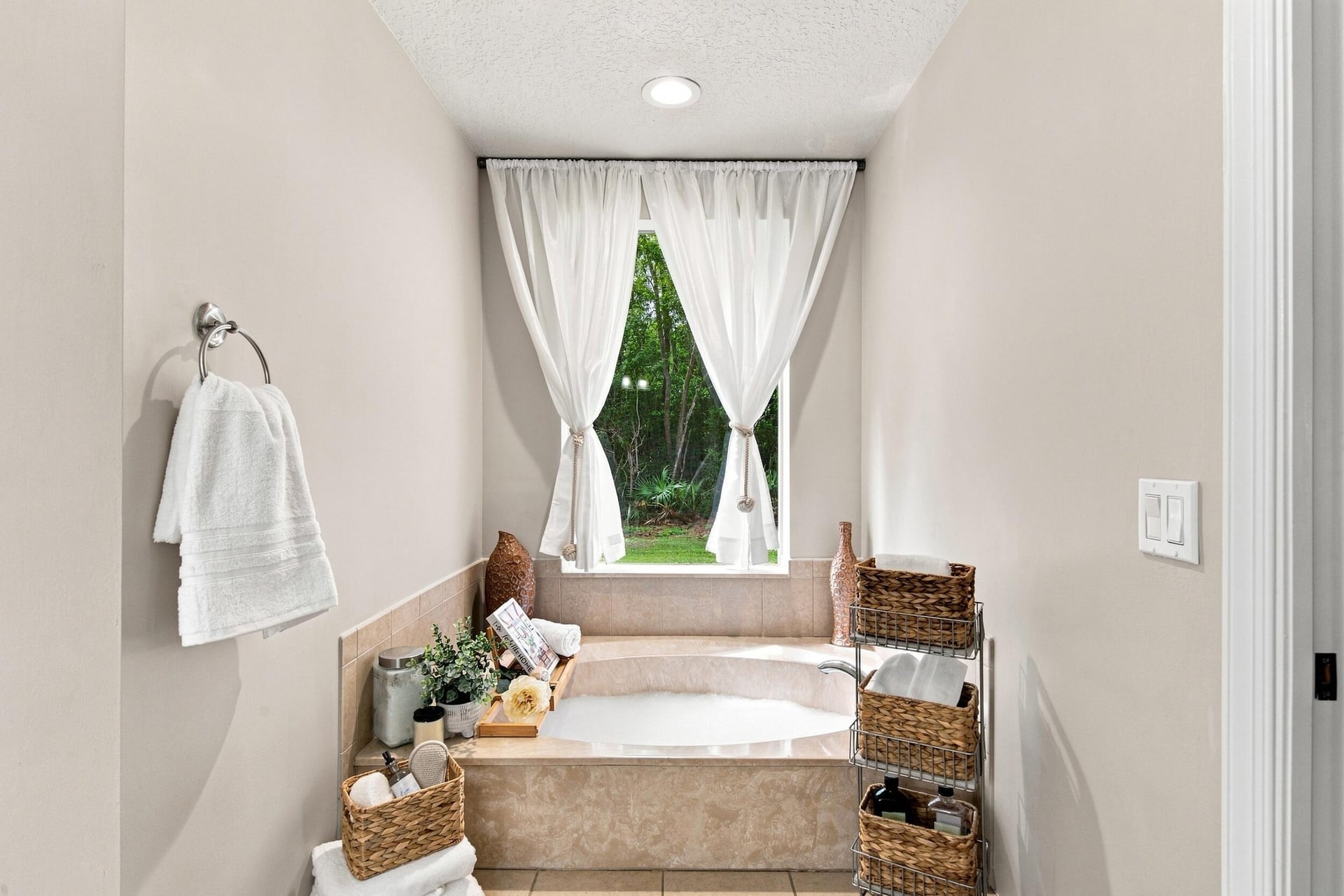 Residence photo 56