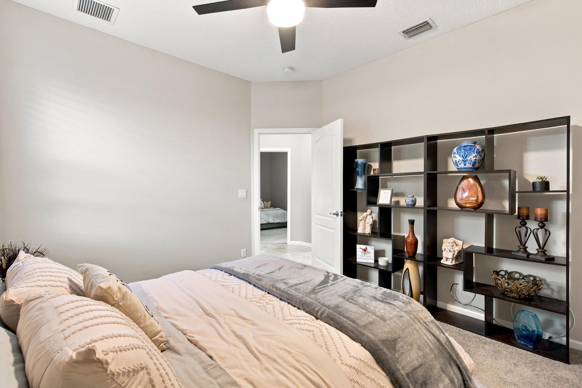  Residence photo 69
