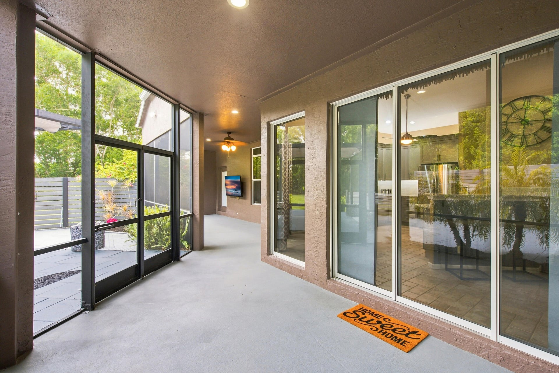  Residence photo 90