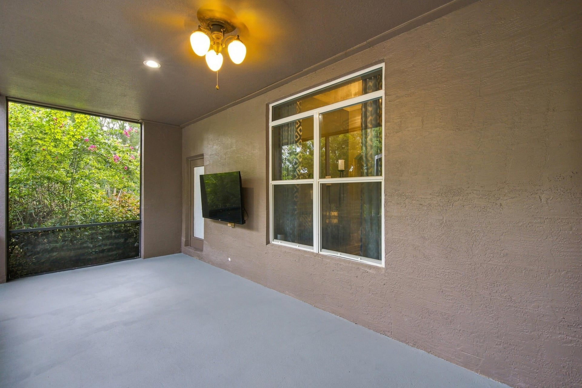  Residence photo 94