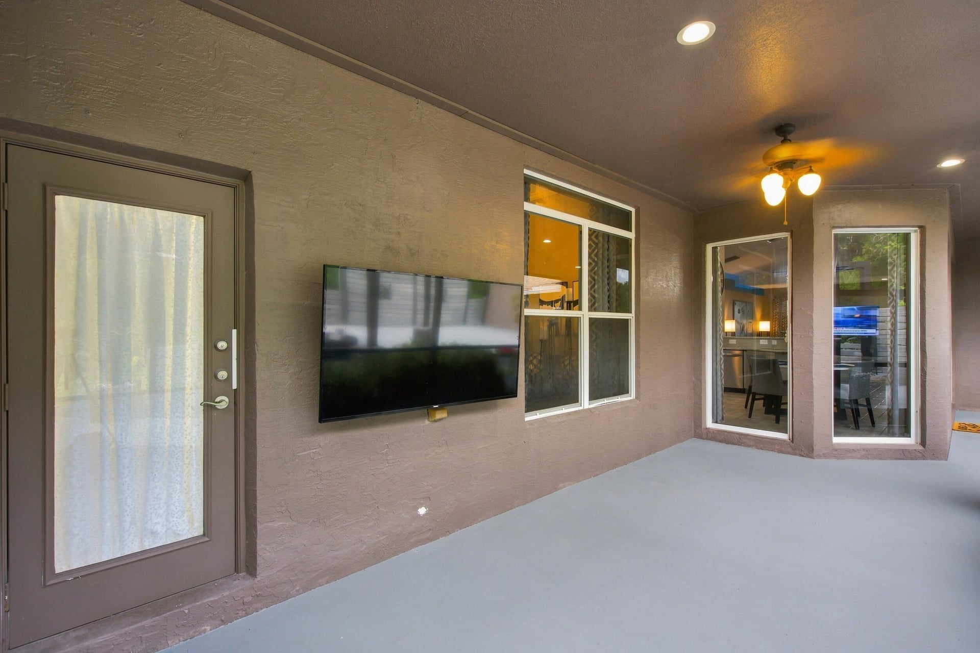  Residence photo 98
