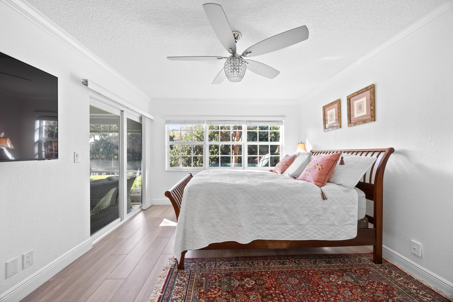  Unit 1801 photo 35