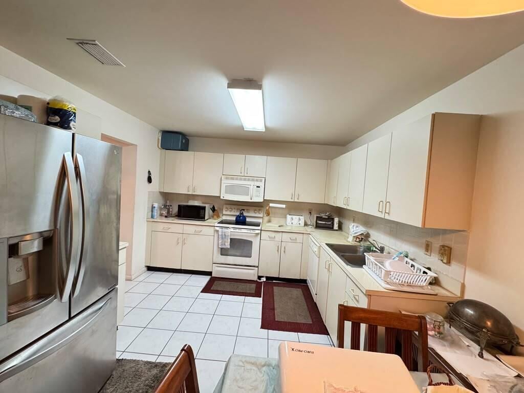 Unit 4514 photo 3