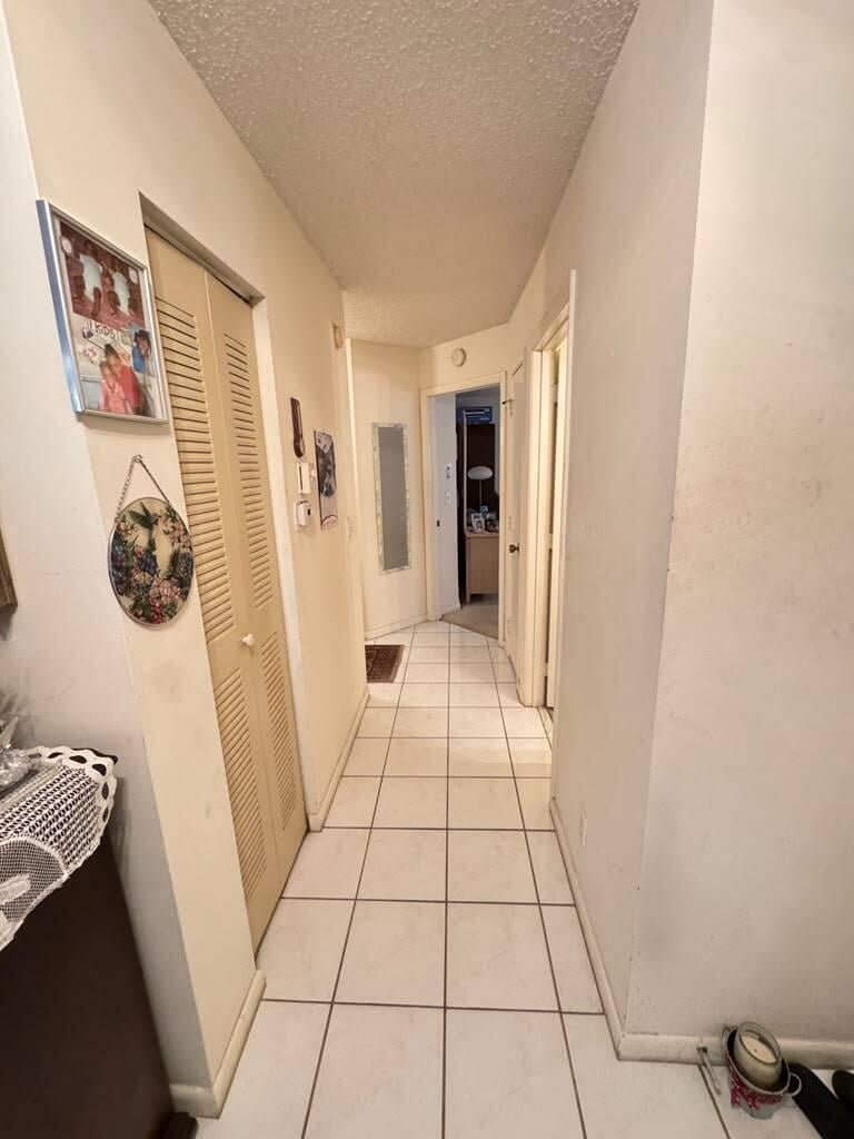 Unit 4514 photo 17