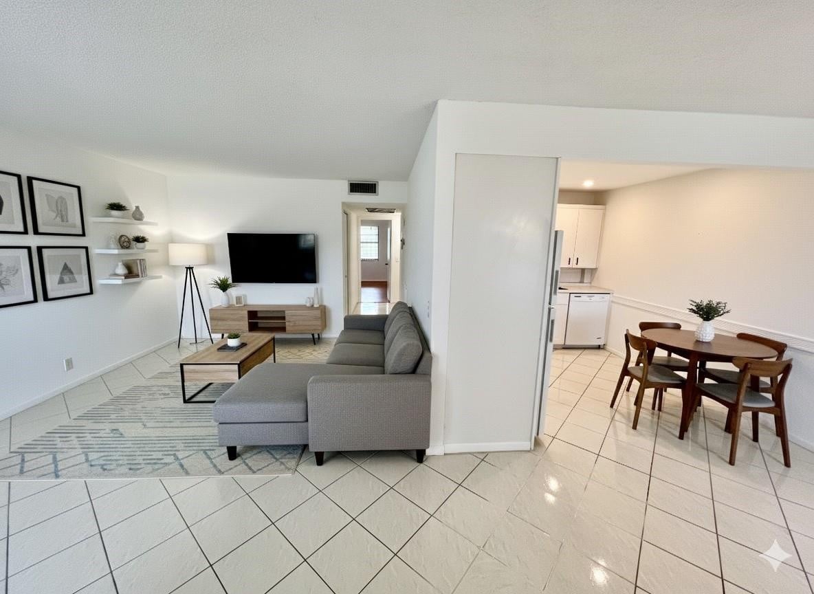Residence photo 2