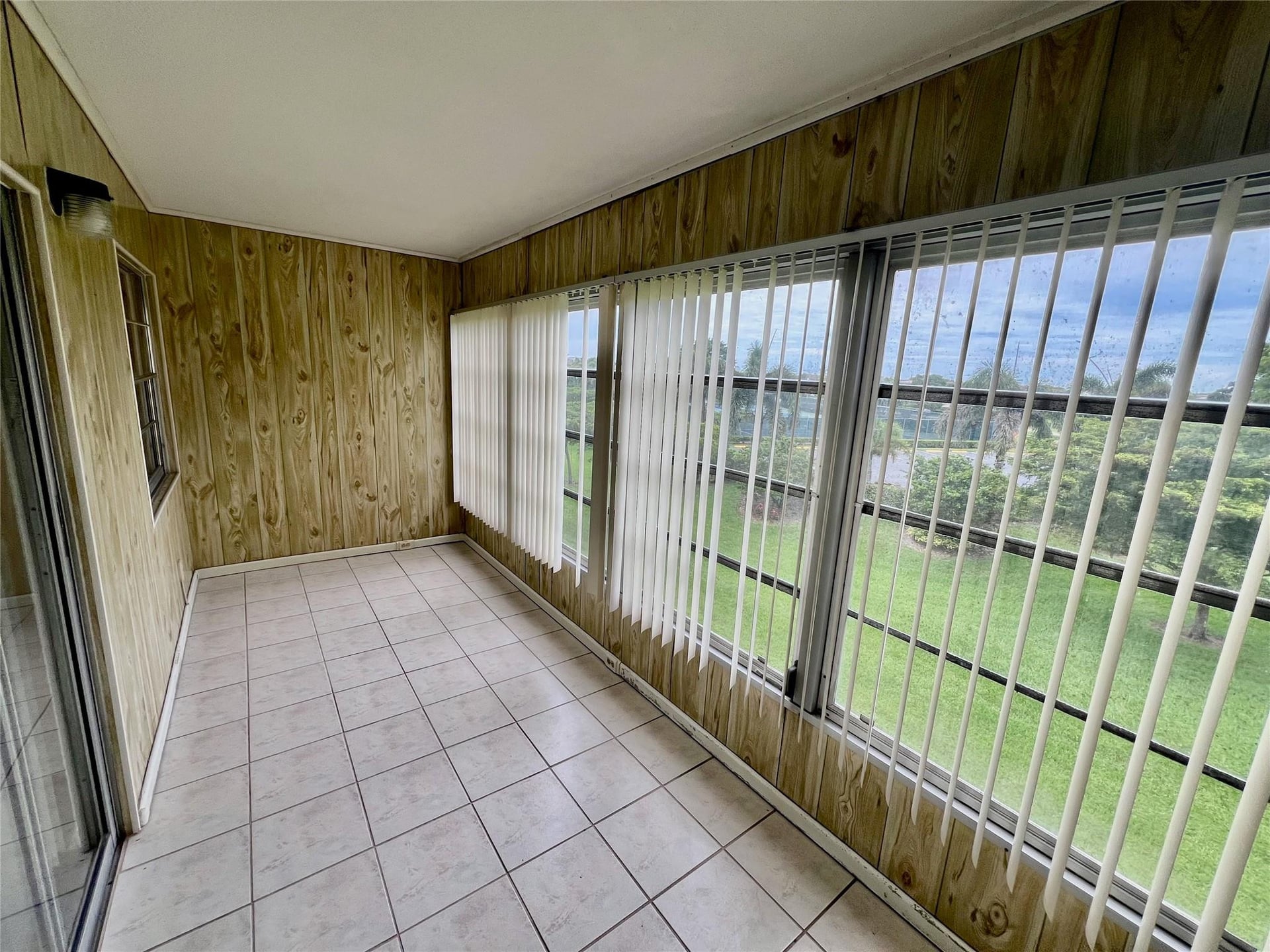 Residence photo 14