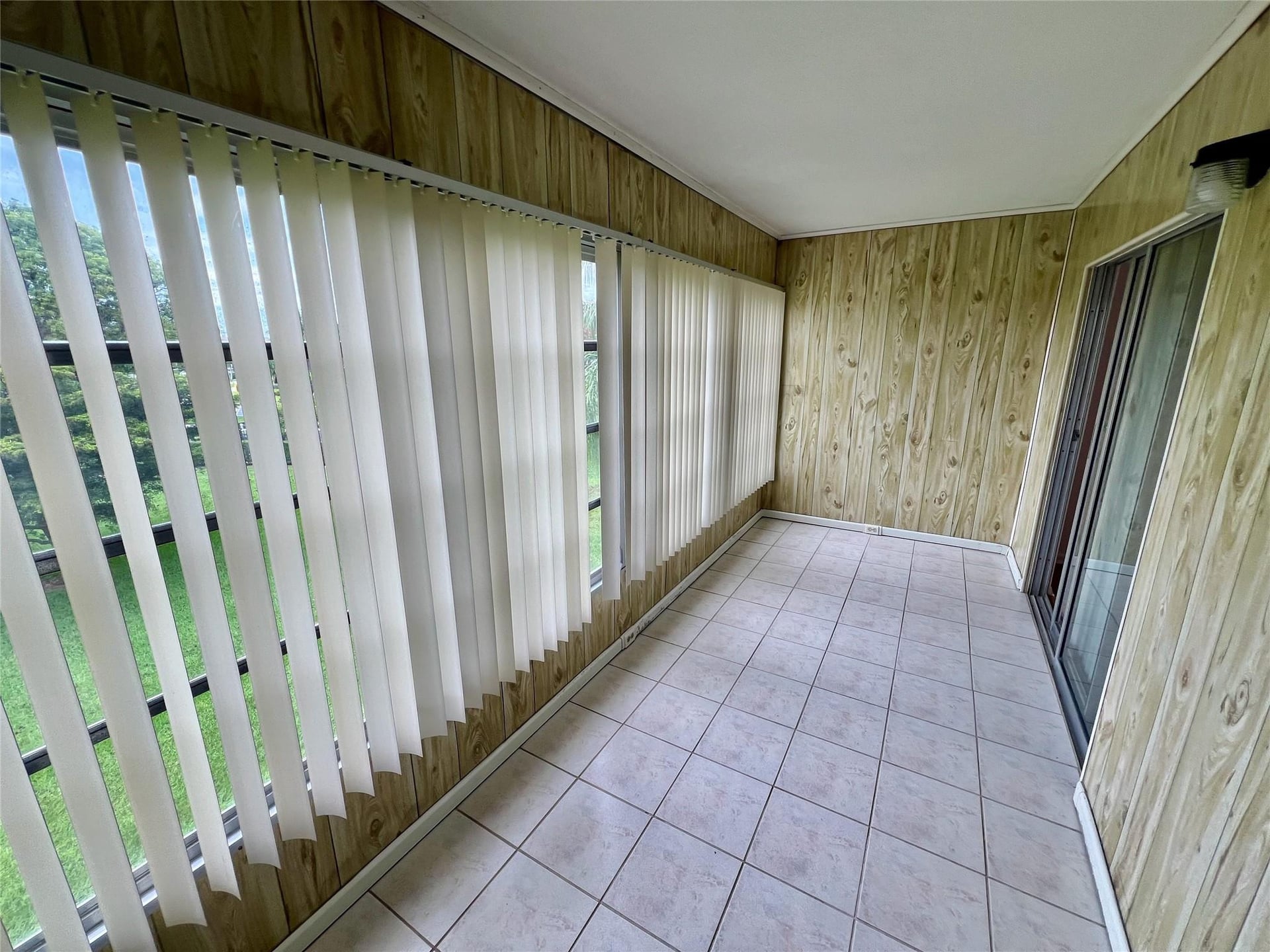 Residence photo 15