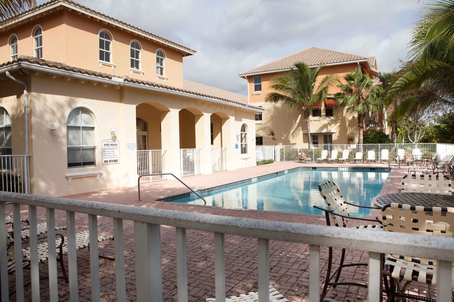  Residence photo 15