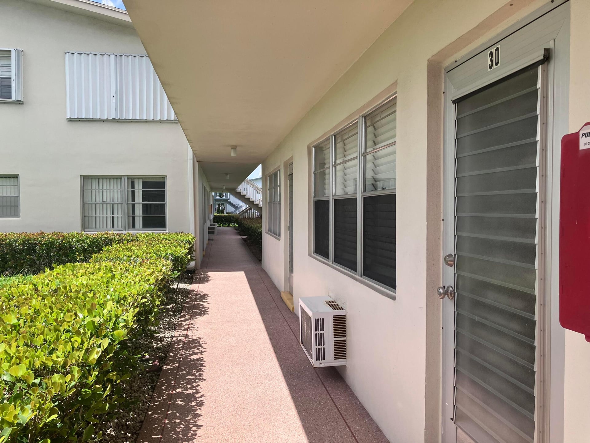 Residence photo 2