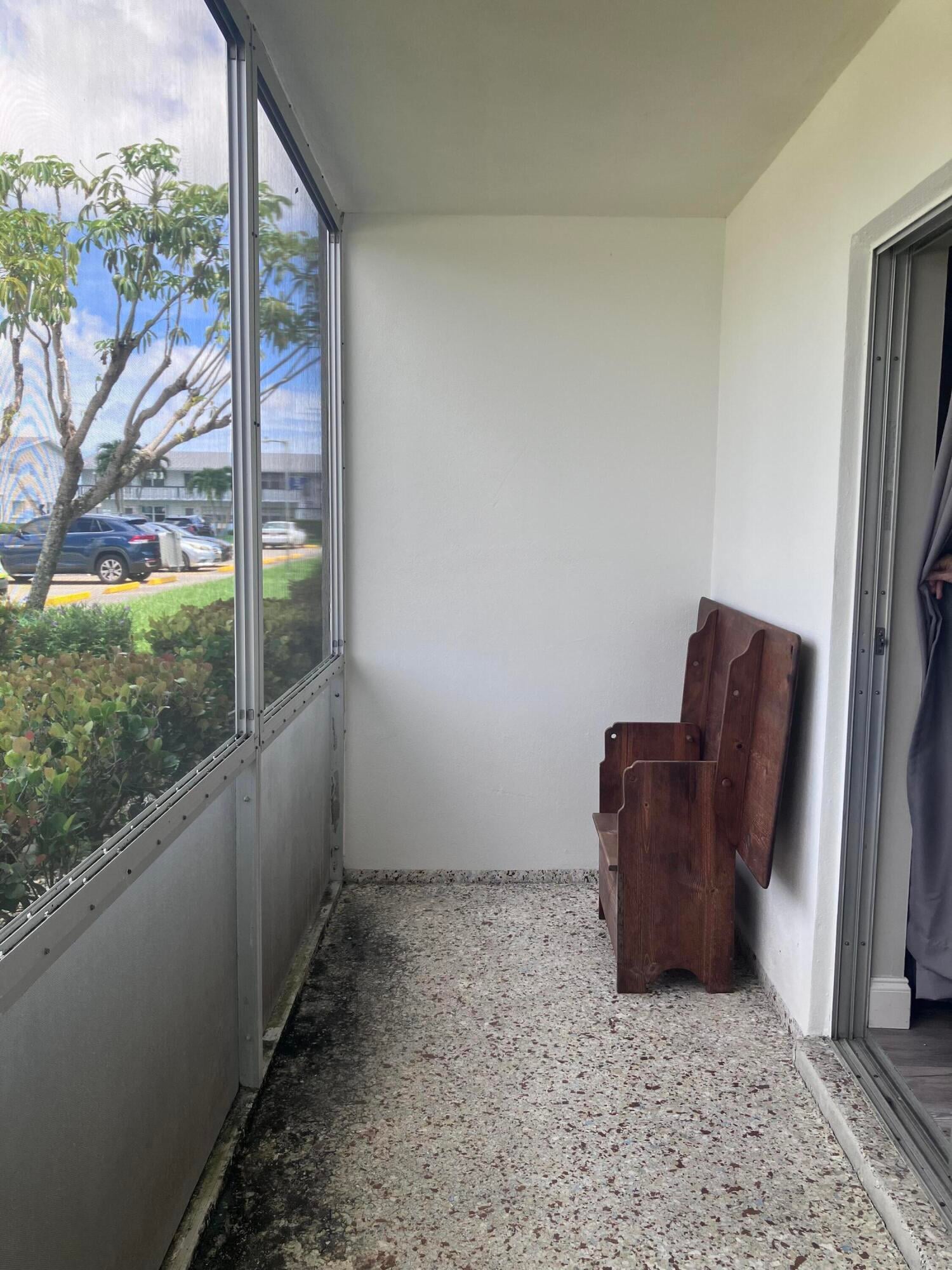 Residence photo 20