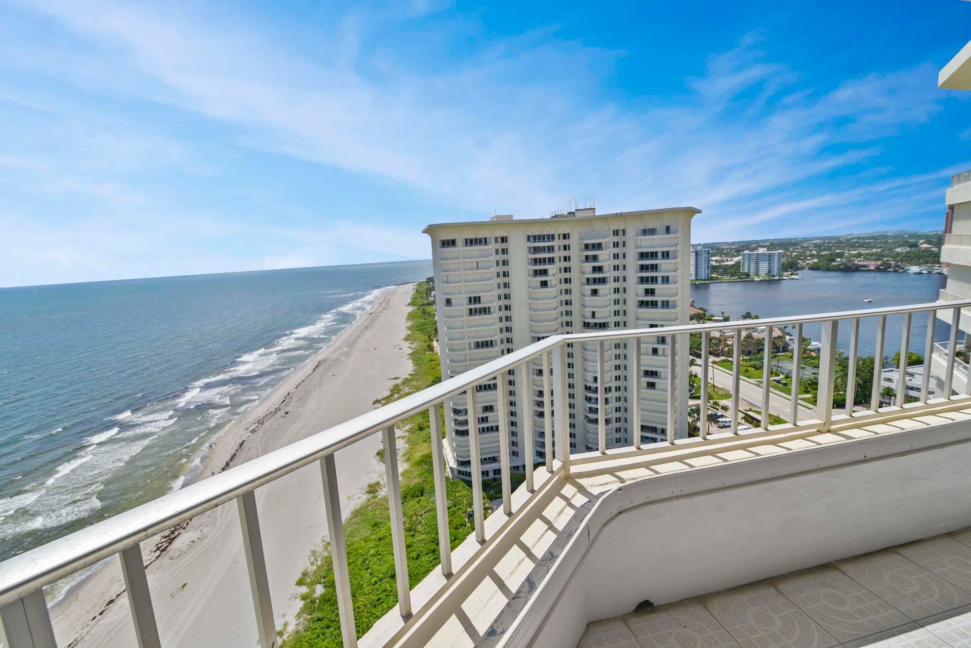 500 S Ocean Boca Unit 2204 photo 5