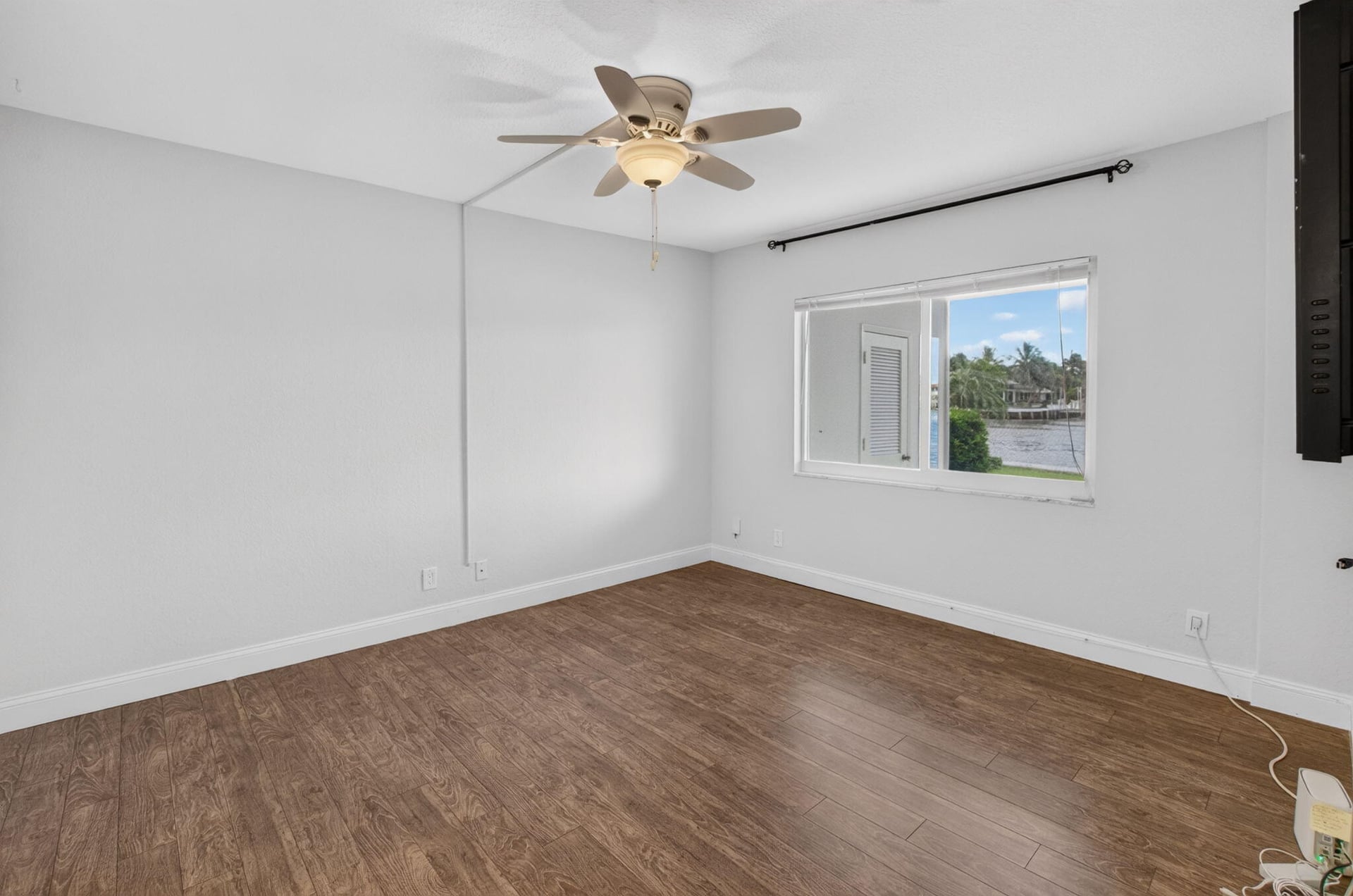  Unit 1180 photo 23