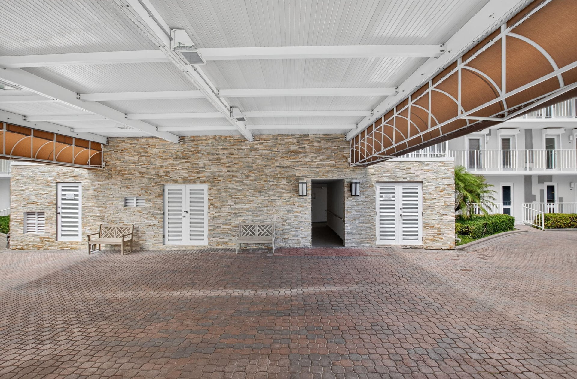  Unit 1180 photo 54