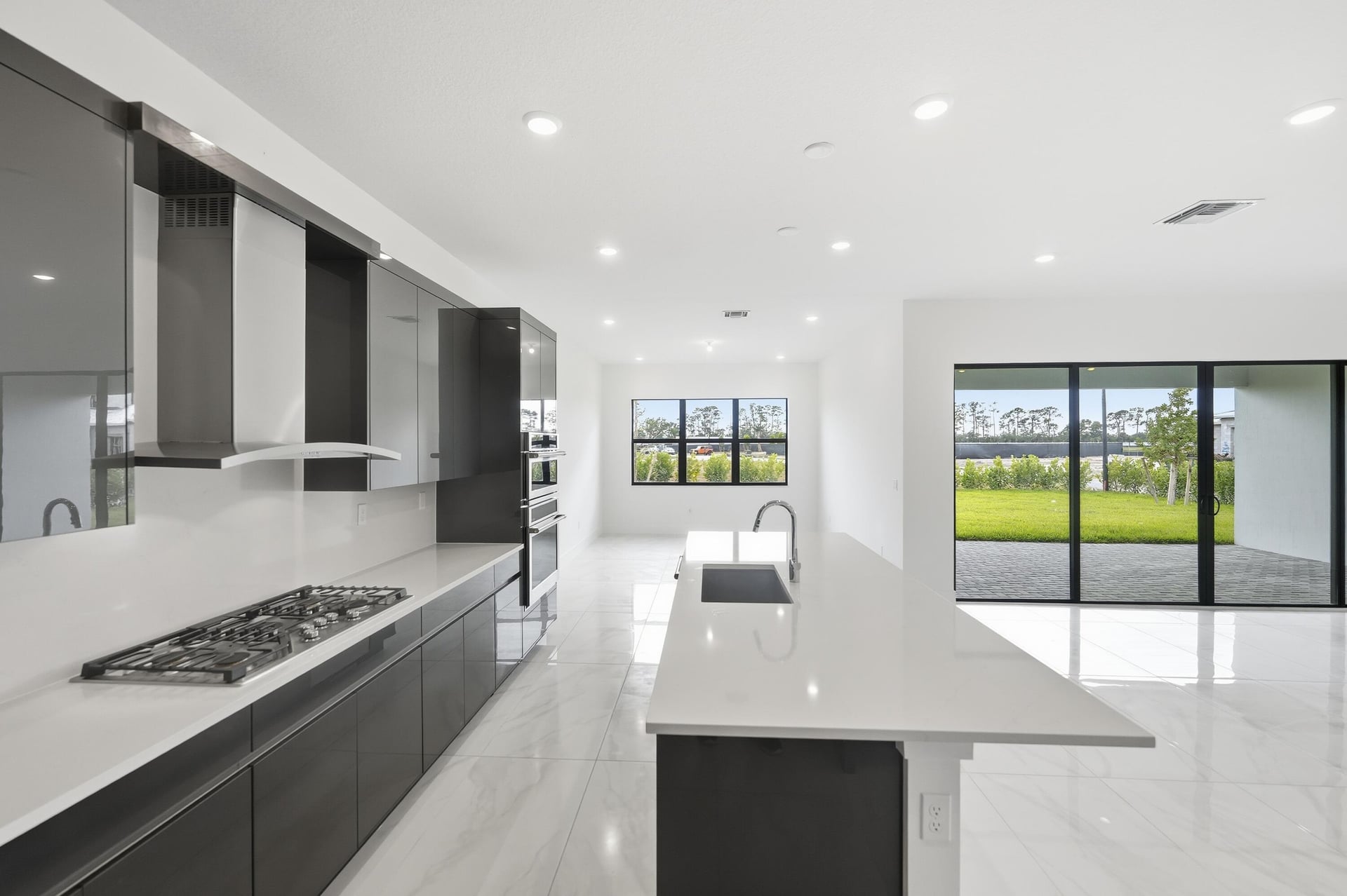 Whitmore Estates Residence photo 4