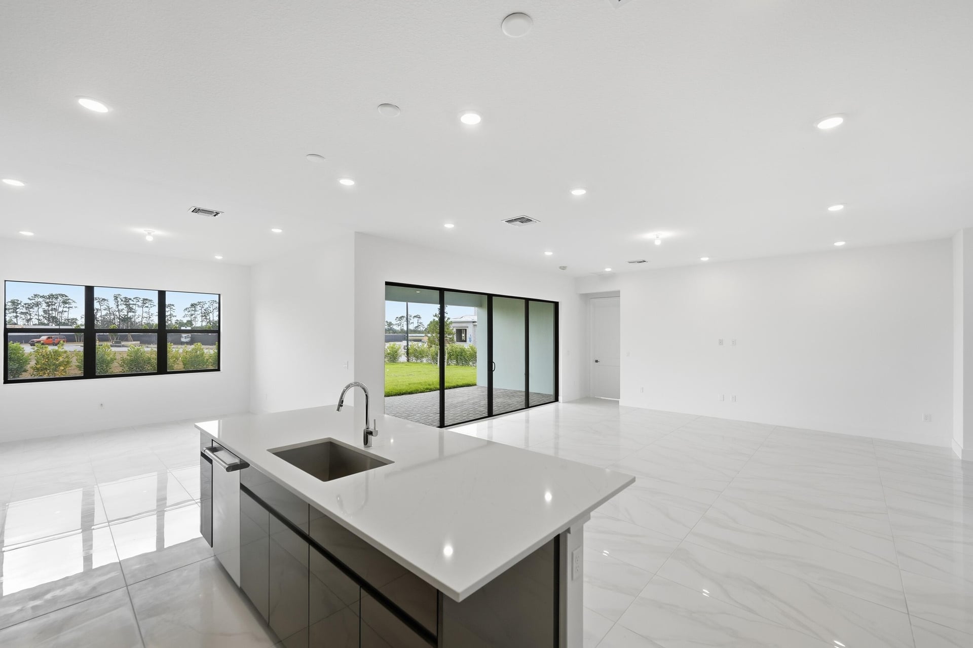 Whitmore Estates Residence photo 5