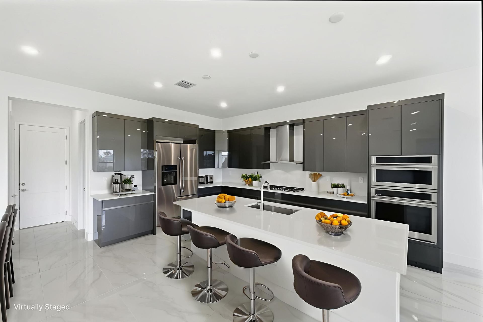 Whitmore Estates Residence photo 7