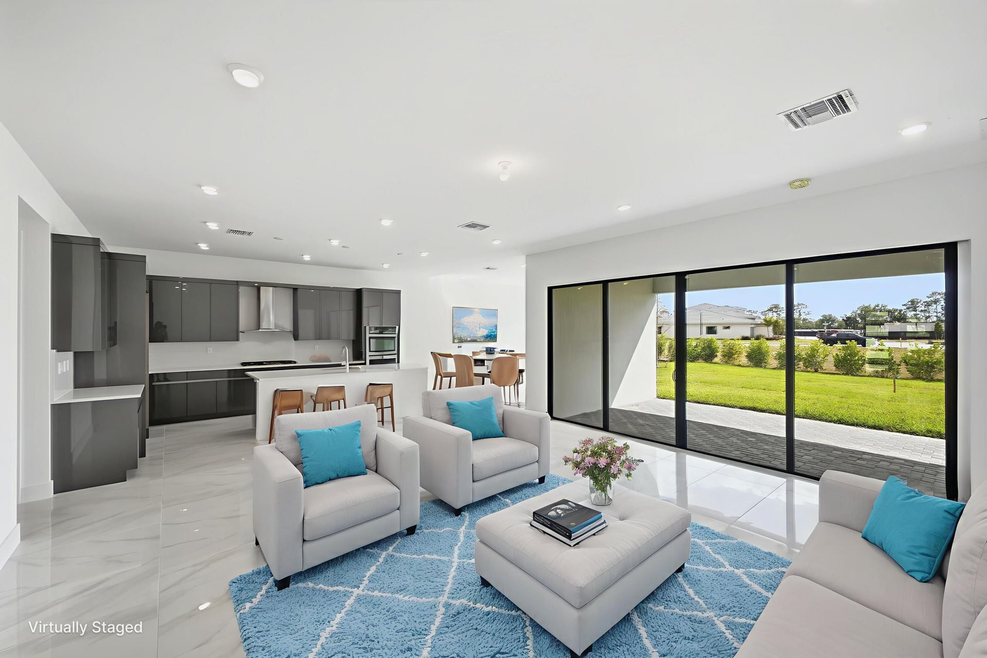 Whitmore Estates Residence photo 14