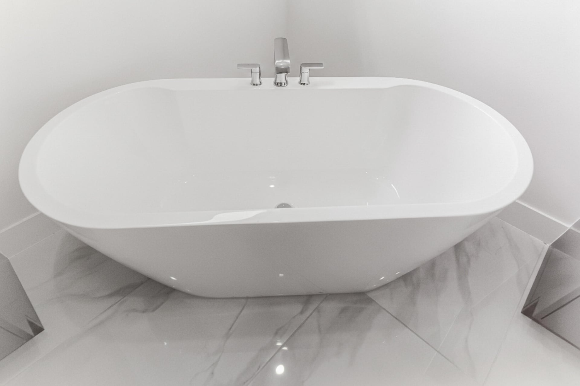 Whitmore Estates Residence photo 24