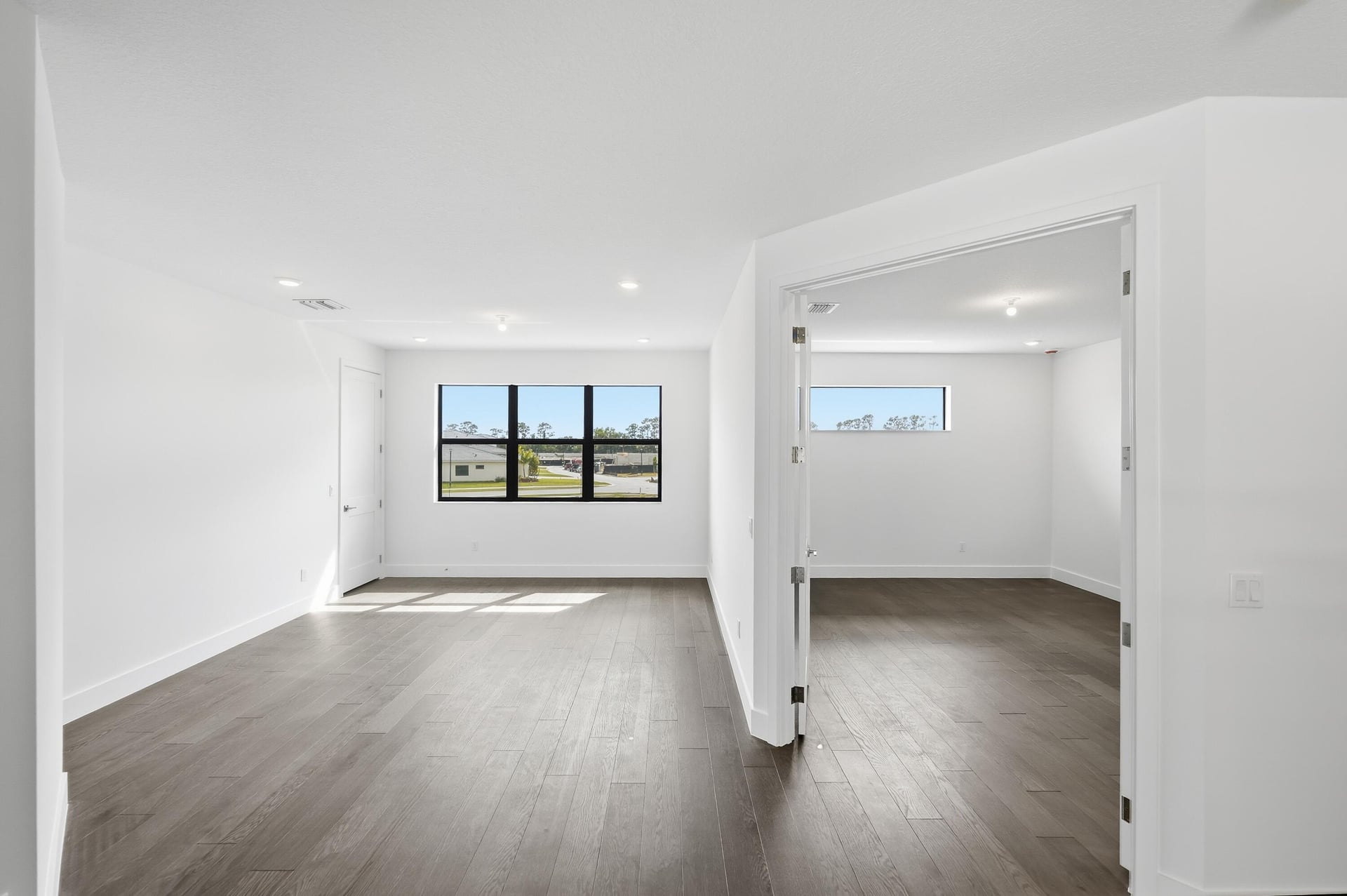 Whitmore Estates Residence photo 29