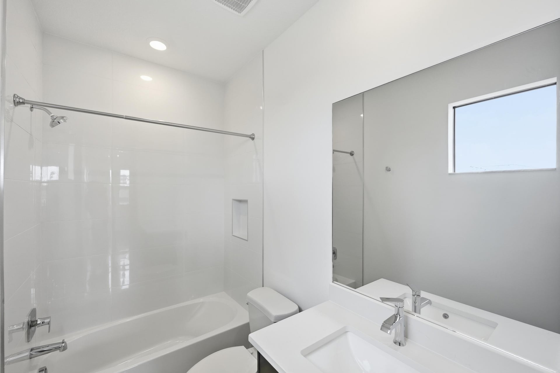 Whitmore Estates Residence photo 49