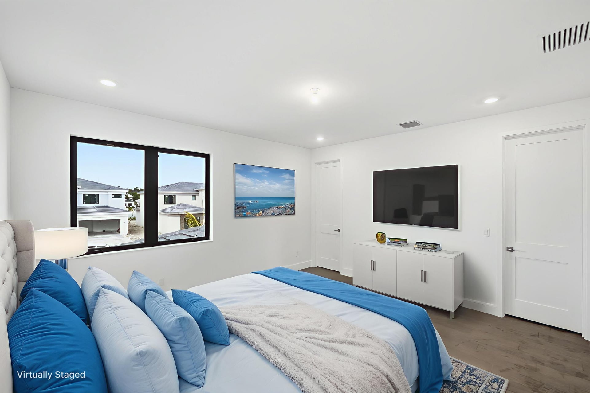 Whitmore Estates Residence photo 51